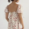 Mini-Kleid mit Prinzessinnen-Rosenprint Mini-Kleid mit Prinzessinnen-Rosenprint