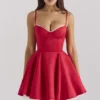 Minimoiselle Holly – Mini-Kleid aus rotem Satintüll Minimoiselle Holly – Mini-Kleid aus rotem Satintüll