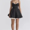 Minimoiselle Schwarzes Tüll-Minikleid Minimoiselle Schwarzes Tüll-Minikleid