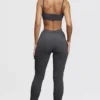 Mitzi Dunkelgraue Leggings aus geripptem Strick Mitzi Dunkelgraue Leggings aus geripptem Strick
