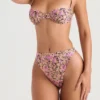 Mykonos Bikini-Unterteil mit hoher Taille in Olivgrün mit Blumenmuster Mykonos Bikini-Unterteil mit hoher Taille in Olivgrün mit Blumenmuster