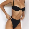 Monaco Schwarzes Bikinioberteil mit Bügeln Monaco Schwarzes Bikinioberteil mit Bügeln