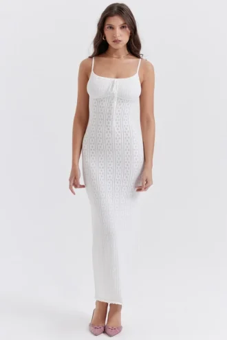 Myla Weißes Strick-Maxikleid Myla Weißes Strick-Maxikleid