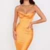 Myrna Midi-Korsetts-Kleid aus Satin in Mandarine Myrna Midi-Korsetts-Kleid aus Satin in Mandarine
