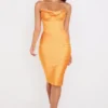 Myrna Midi-Korsetts-Kleid aus Satin in Mandarine Myrna Midi-Korsetts-Kleid aus Satin in Mandarine