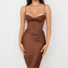 Myrna Schokoladenbraunes Satin-Korsetts-Unterkleid-Kleid Myrna Schokoladenbraunes Satin-Korsetts-Unterkleid-Kleid