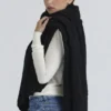 Nara Schwarzer Oversize-Schal aus Wolle mit Struktur