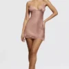 Nia – Slip-Kleid aus rosa Satin und Spitze Nia – Slip-Kleid aus rosa Satin und Spitze