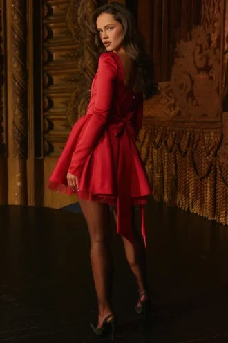 Nina Holly – Rotes Minikleid aus Tüll mit abnehmbarem Schleifen