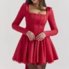 Nina Holly – Rotes Minikleid aus Tüll mit abnehmbarem Schleifen Nina Holly – Rotes Minikleid aus Tüll mit abnehmbarem Schleifen