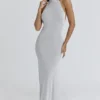 Nova Silbergraues, rückenfreies Maxikleid mit Neckholder Nova Silbergraues, rückenfreies Maxikleid mit Neckholder