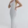 Nova Silbergraues, rückenfreies Maxikleid mit Neckholder Nova Silbergraues, rückenfreies Maxikleid mit Neckholder