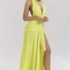 Olessia Acid Lime Rückenfreies Neckholder-Maxikleid Olessia Acid Lime Rückenfreies Neckholder-Maxikleid