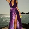 Olessia Orchid Rückenfreies Neckholder-Maxikleid Olessia Orchid Rückenfreies Neckholder-Maxikleid