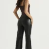 Omaira – Schwarze Hose aus veganem Leder Omaira – Schwarze Hose aus veganem Leder