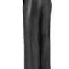 Omaira – Schwarze Hose aus veganem Leder Omaira – Schwarze Hose aus veganem Leder