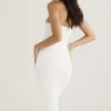 Oriana Weißes, geripptes, trägerloses Midikleid