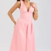 Paloma Pfirsichfarbenes Midikleid aus Satin mit Falten Paloma Pfirsichfarbenes Midikleid aus Satin mit Falten