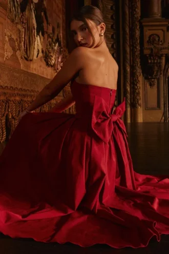 Pandora Berry trägerloses Midi-Kleid mit abnehmbarem Schleifen