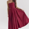 Pandora Berry trägerloses Midi-Kleid mit abnehmbarem Schleifen Pandora Berry trägerloses Midi-Kleid mit abnehmbarem Schleifen