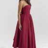 Pandora Berry trägerloses Midi-Kleid mit abnehmbarem Schleifen Pandora Berry trägerloses Midi-Kleid mit abnehmbarem Schleifen