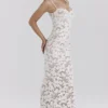 Perlweißes Blumen-Maxikleid Perlweißes Blumen-Maxikleid
