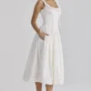 Phoebe – Weißes Midi-Kleid mit Broderie-Anglaise-Borte