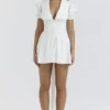 Piera Weißes Plissee-Minikleid Piera Weißes Plissee-Minikleid