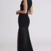 Raphaella Schwarzes Maxikleid mit Schlüssellochausschnitt Raphaella Schwarzes Maxikleid mit Schlüssellochausschnitt