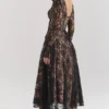 Raquel – Schwarzes Midi-Korsetts-Kleid aus Spitze