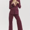 Rivi Weinrote Hose mit geradem Bein Rivi Weinrote Hose mit geradem Bein