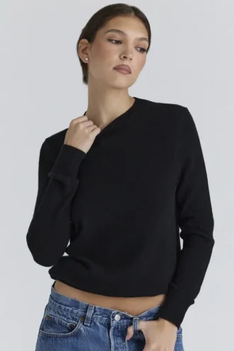 Rochelle Schwarzer Pullover aus Kaschmir und Wolle mit Rundhalsausschnitt Rochelle Schwarzer Pullover aus Kaschmir und Wolle mit Rundhalsausschnitt