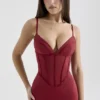 Romy Weinrotes Bodycon-Maxikleid aus Mesh Romy Weinrotes Bodycon-Maxikleid aus Mesh