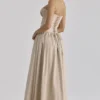 Rona Taupe Baumwoll-Korsetts-Maxikleid Rona Taupe Baumwoll-Korsetts-Maxikleid