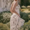 Rosalee Cremefarbenes Midi-Korsetts-Kleid aus Baumwolle mit Blumenprint