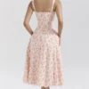 Rosalee Pfirsichfarbenes Baumwoll-Bustier-Sommerkleid mit Mohnblumenprint Rosalee Pfirsichfarbenes Baumwoll-Bustier-Sommerkleid mit Mohnblumenprint