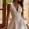Rosalina Weißes Baumwoll-Minikleid mit Schnürung Rosalina Weißes Baumwoll-Minikleid mit Schnürung