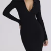 Sabra Schwarzes Midi-Kleid mit langen Ärmeln Sabra Schwarzes Midi-Kleid mit langen Ärmeln
