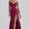 Sabrine Maxikleid in Weinrot mit Spitzenbesatz + Korsett