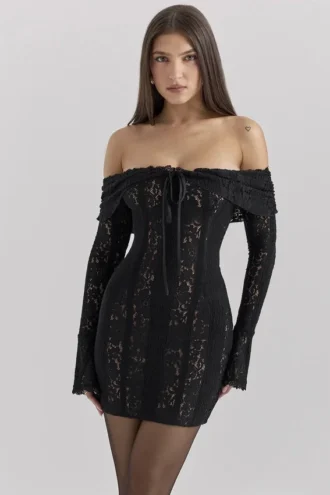 Sadie Schwarzes Minikleid mit Blumenmuster und Spaghettiträgern