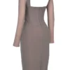 Safran Mocha Korsetts-Midi-Kleid Safran Mocha Korsetts-Midi-Kleid