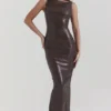 Sahara Maxi-Kleid aus veganem Leder in Kakaobraun