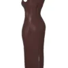 Sahara Maxi-Kleid aus veganem Leder in Kakaobraun