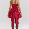 Salome Holly Red Satin-Minikleid mit abnehmbarem Schleifen Salome Holly Red Satin-Minikleid mit abnehmbarem Schleifen