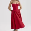 Samaria – Rotes Midi-Kleid mit Raffungen Samaria – Rotes Midi-Kleid mit Raffungen
