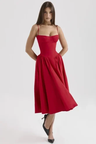 Samaria – Rotes Midi-Kleid mit Raffungen