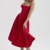 Samaria – Rotes Midi-Kleid mit Raffungen Samaria – Rotes Midi-Kleid mit Raffungen