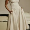 Samaria Vintage Cremefarbenes Korsett-Sommerkleid Samaria Vintage Cremefarbenes Korsett-Sommerkleid