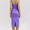 Santana – violettes, trägerloses Midi-Korsetts-Kleid aus Satin Santana – violettes, trägerloses Midi-Korsetts-Kleid aus Satin