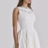 Scarlett Weißes Minikleid aus Baumwolle mit Stickerei und Spitzenbesatz